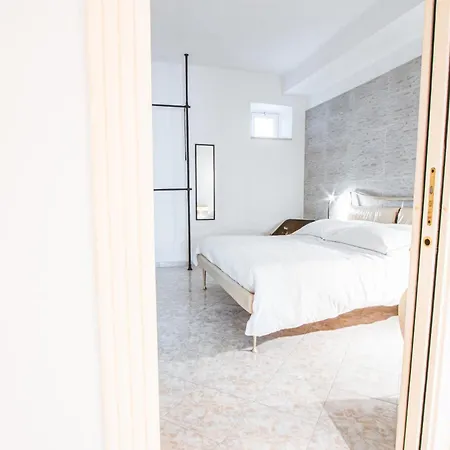 Favolhouse Apartament *