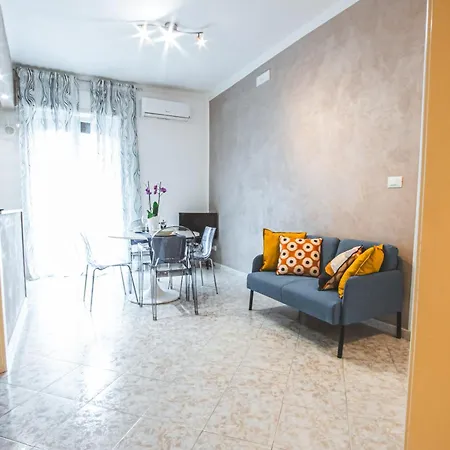 Favolhouse Apartament *